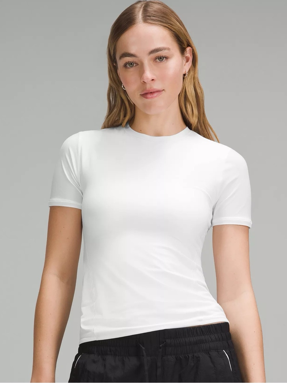 Lululemon Wundermost Ultra-Soft Nulu Short Sleeve Top Crew Neck Tee Shirt White
